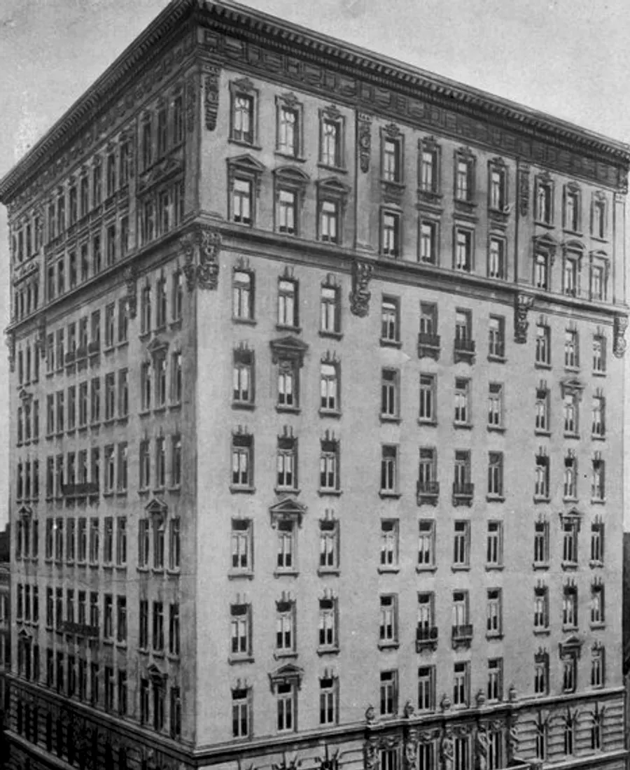 No. 667 Madison Avenue at Sixty-first Street, New York, in 1910